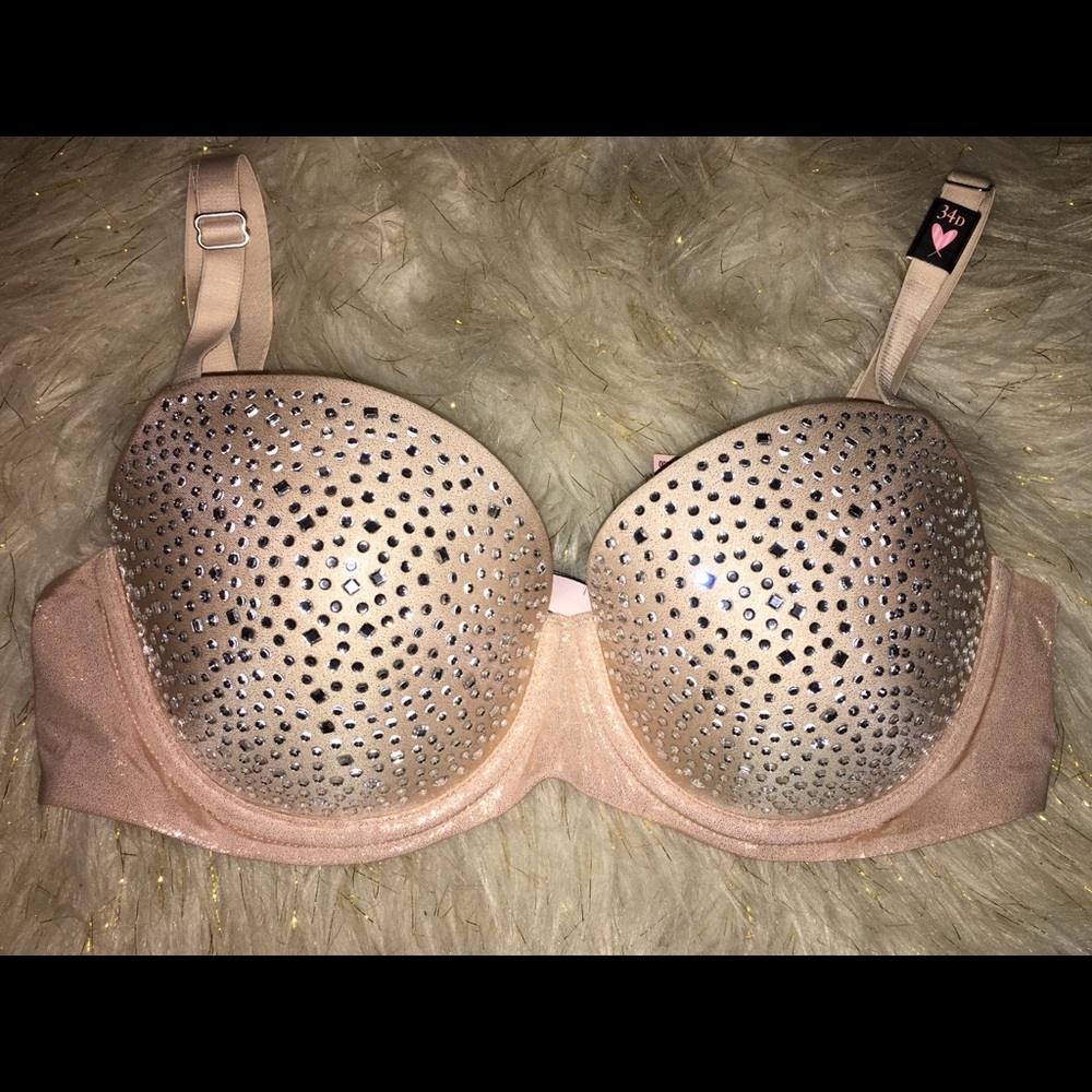 VS Dream Angels Demi Embellished Bra❤️